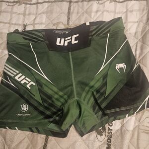 Venum UFC Green MMA Women Vale Tudo Shorts L Jiu Jitsu Boxing Kickboxing No Gi